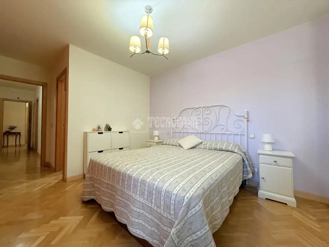 Habitación de Piso en venta en Alcalá de Henares con Aire acondicionado y Terraza