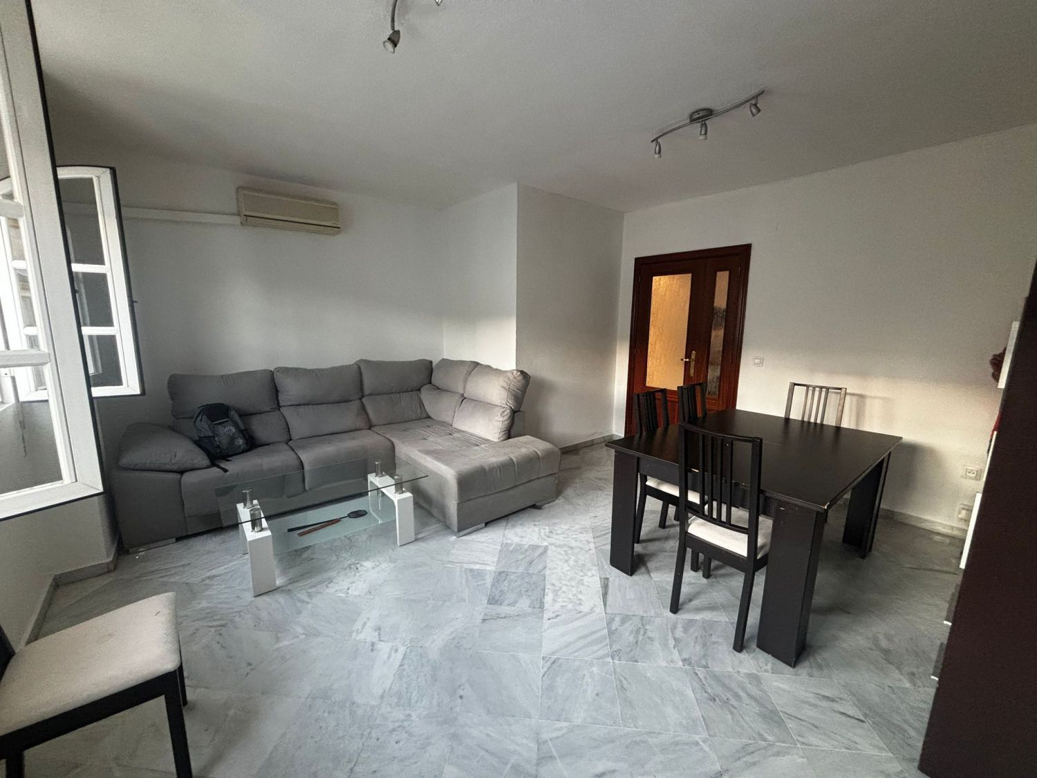 Sala d'estar de Pis en venda en Bollullos de la Mitación amb Aire condicionat i Calefacció