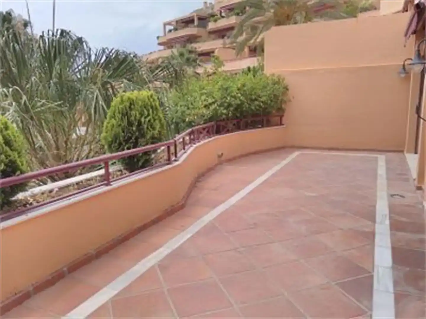 Terraza de Apartamento en venta en Estepona con Aire acondicionado y Piscina