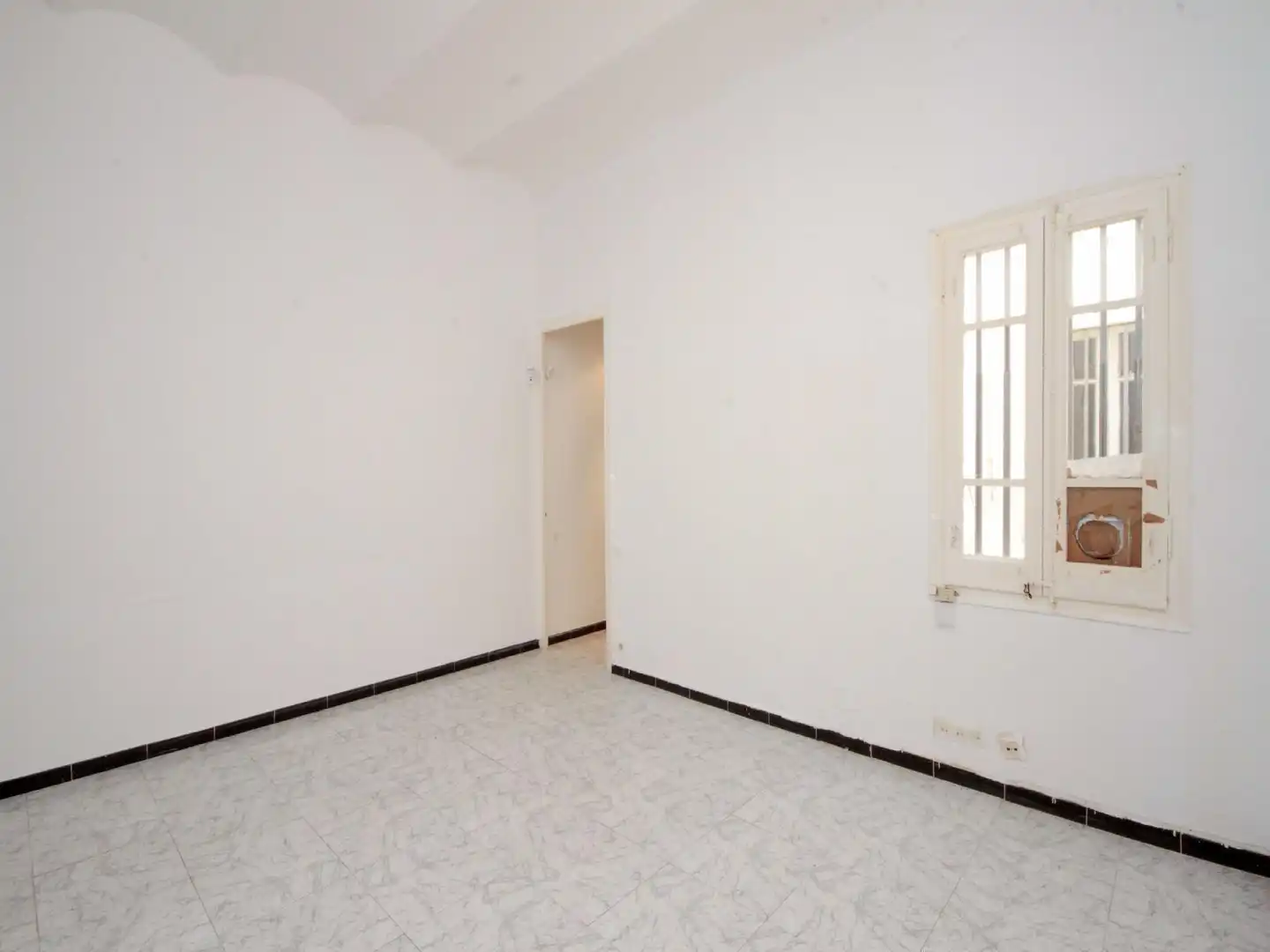 Bedroom of Flat for sale in Barcelona