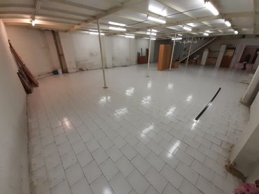 Local comercial en venda a Pinilla