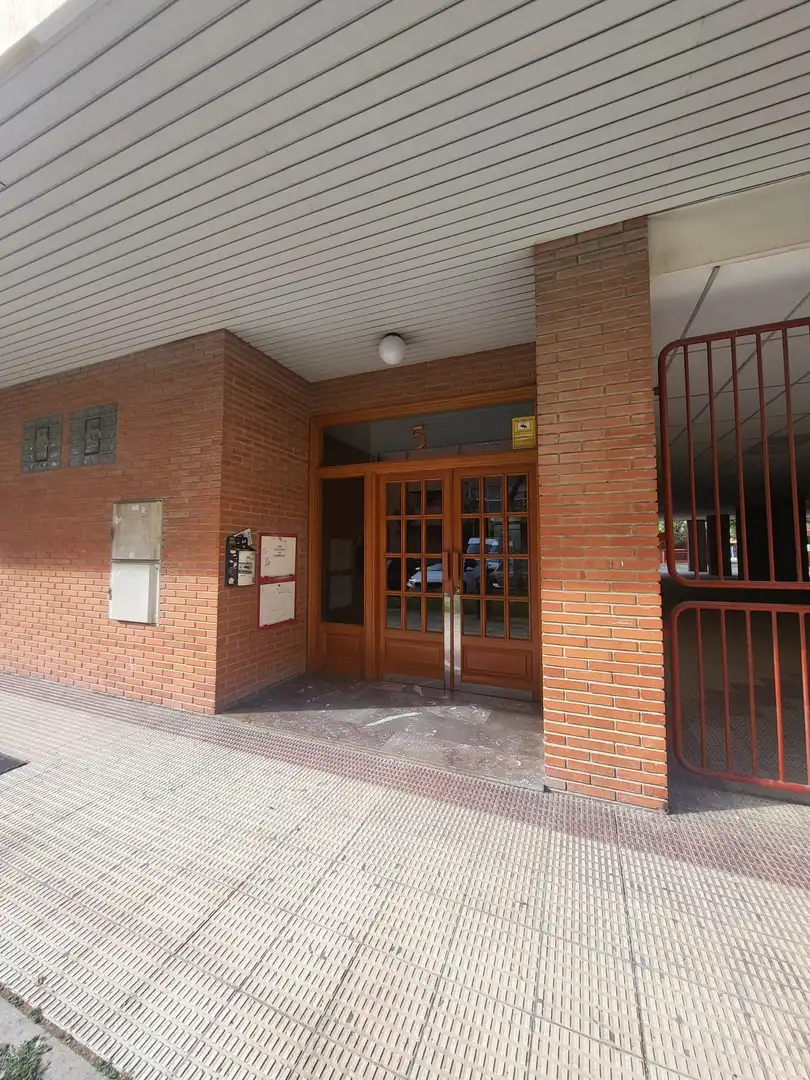 Flat for sale in Zaragoza  with Heating, Terrace and Storage room