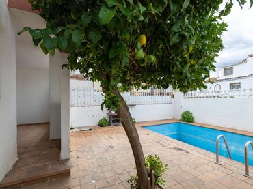 Adossat amb piscina en venda a Huétor Vega