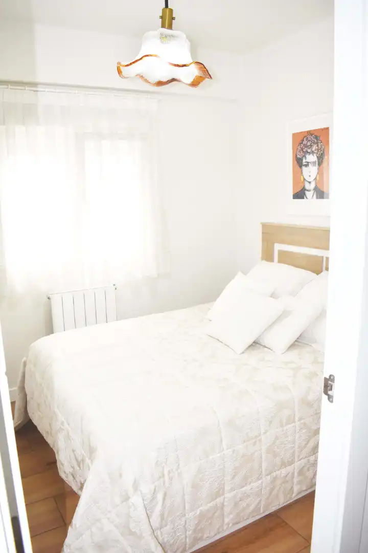 Bedroom of Flat for rent in Granada  with Air Conditioner, Heating and Furnished