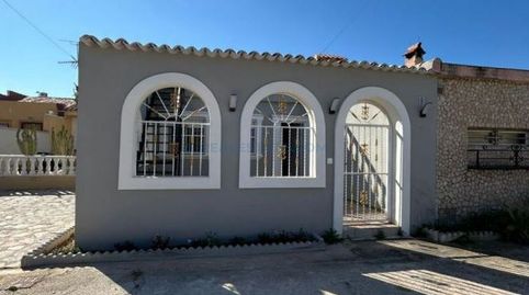 Foto 2 de Casa o chalet en venta en Zona Carrefour - Urbanizaciones, Torrevieja