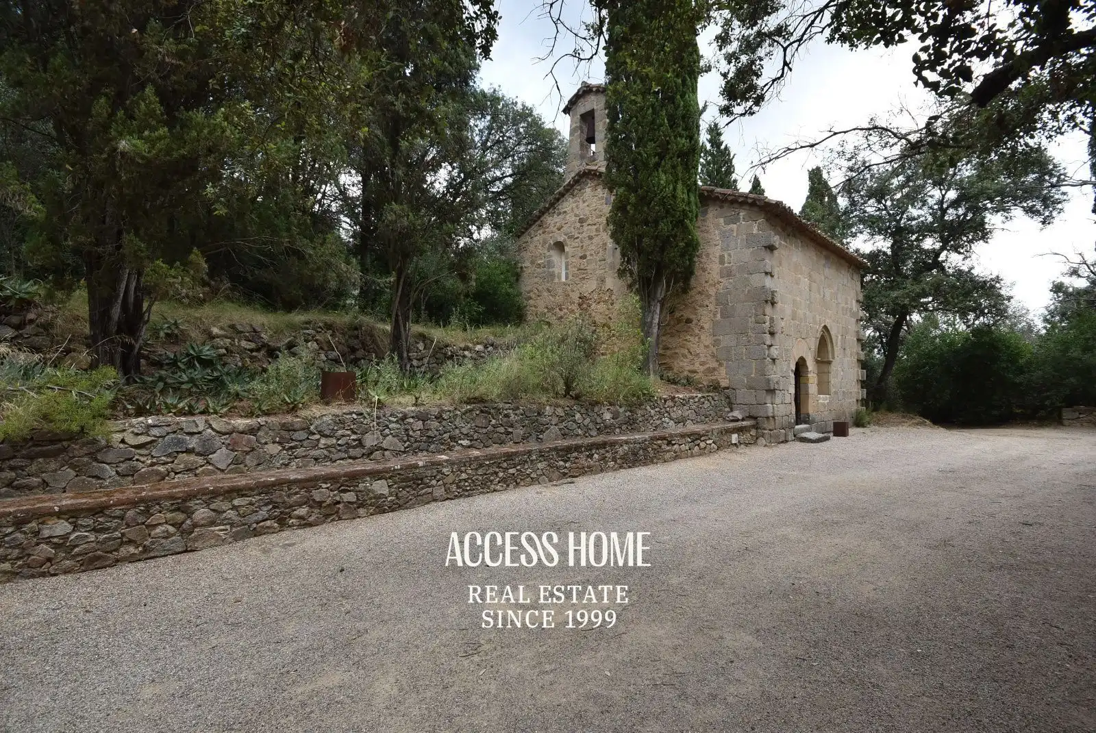 Außenansicht von Country house zum Verkauf in Argentona mit Heizung