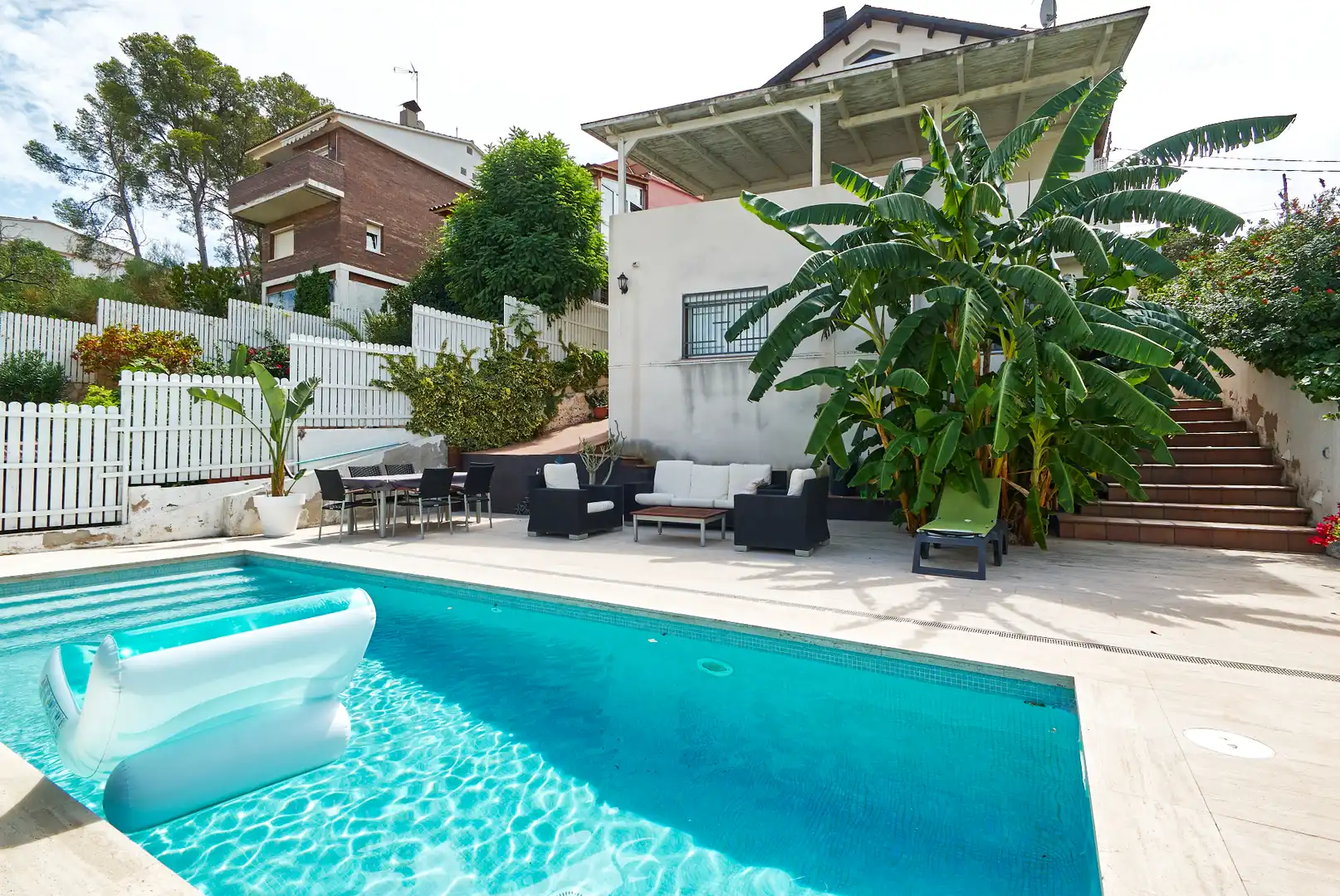 Swimming pool of Houses for sale in Castelldefels  with Air Conditioner, Heating and Private garden