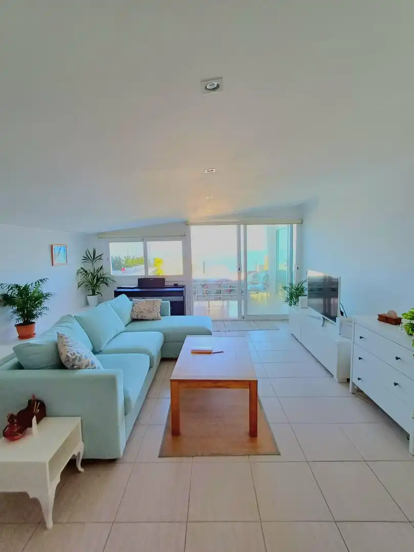 Sala d'estar de Apartament en venda en Puerto de la Cruz amb Aire condicionat, Terrassa i Traster