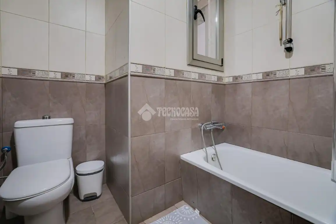 Baño de Piso en venta en Santa Coloma de Gramenet