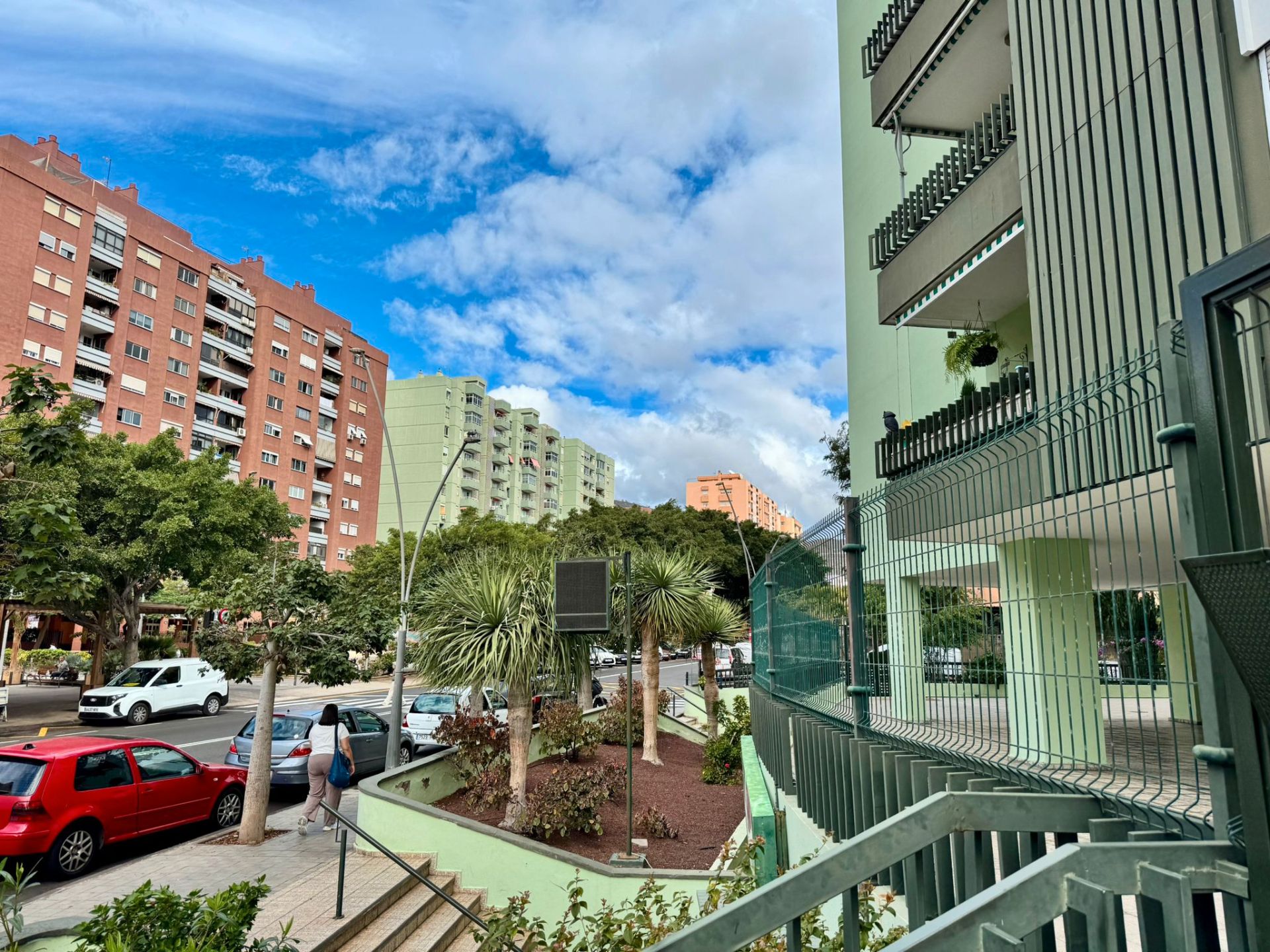 Exterior view of Flat to rent in  Santa Cruz de Tenerife Capital  with Furnished, Oven and Washing machine