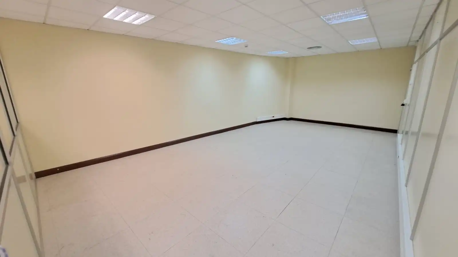 Oficina en venta en Derio con Aire acondicionado y Calefacción