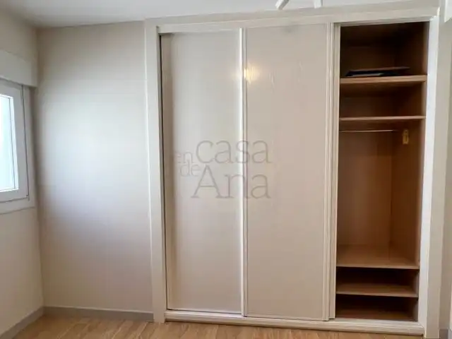 Habitación de Piso en venta en Bilbao  con Calefacción y Balcón