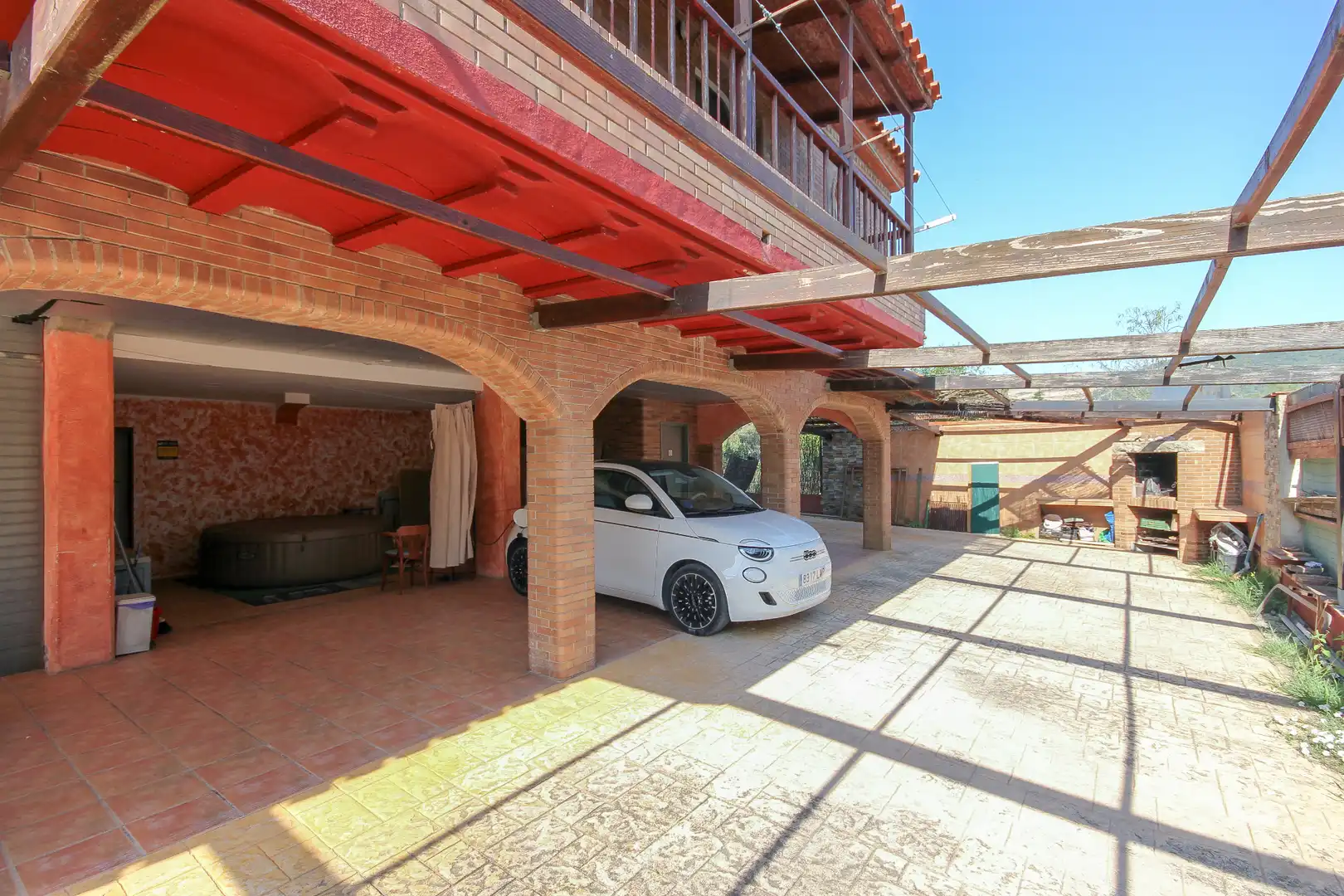 Detached house with terrace for sale in Camí Can Sadurní 40, imagen 10