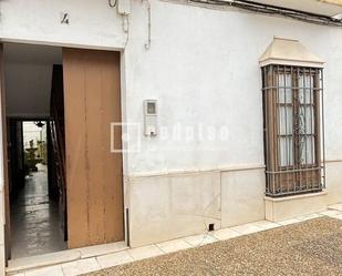 Vista exterior de Casa o xalet en venda en Osuna amb Terrassa