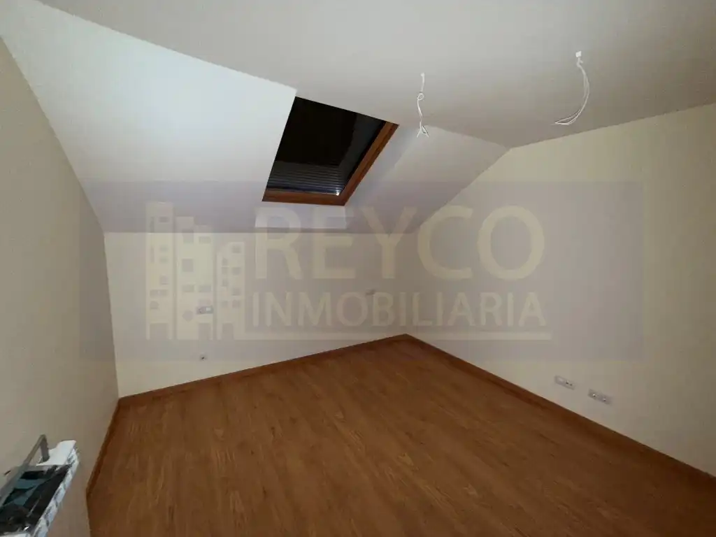 Apartamento con ascensor en venta en Poligono 20 Paraje 155 Partelacuesta, imagen 7