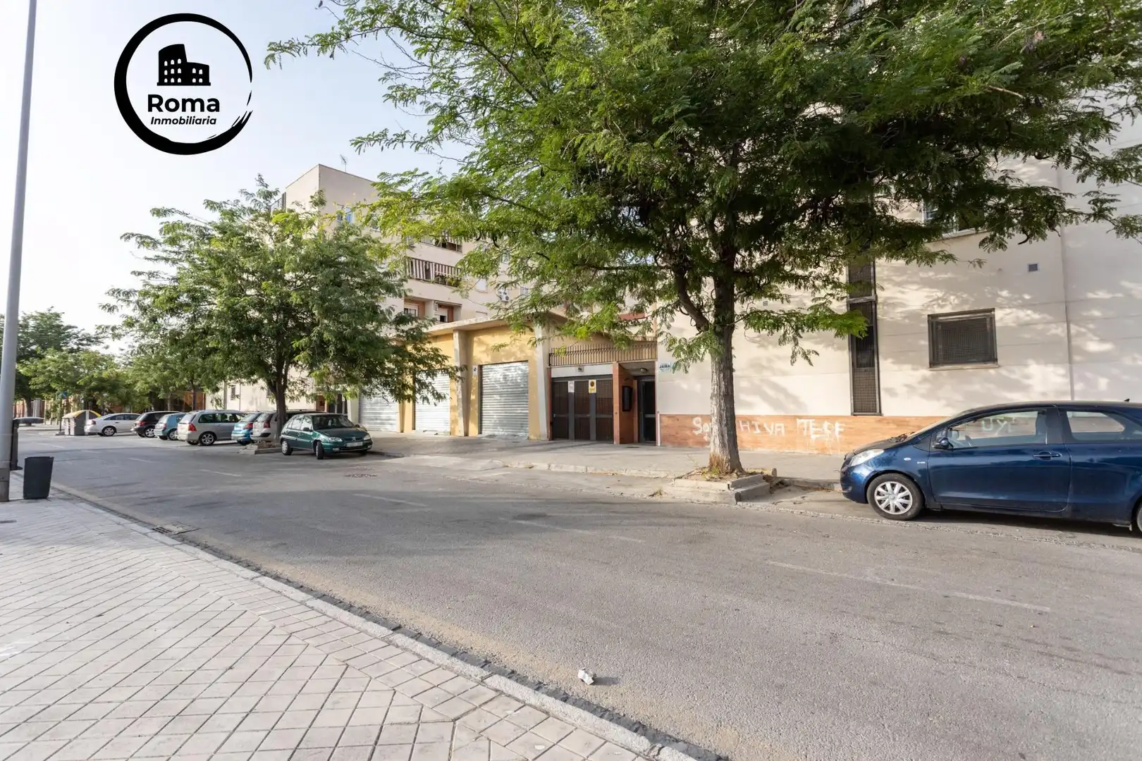 Vista exterior de Piso en venta en Granada con Calefacción, Terraza y Amueblado