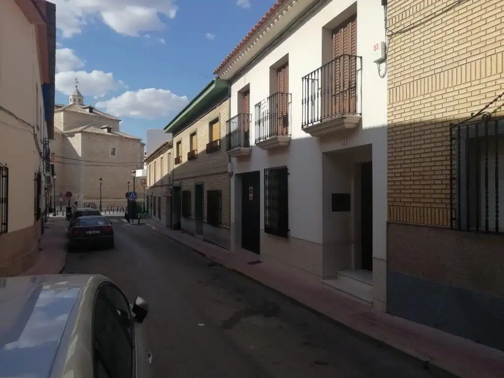 Vista exterior de Casa o chalet en venta en Pedro Muñoz con Aire acondicionado, Jardín privado y Terraza