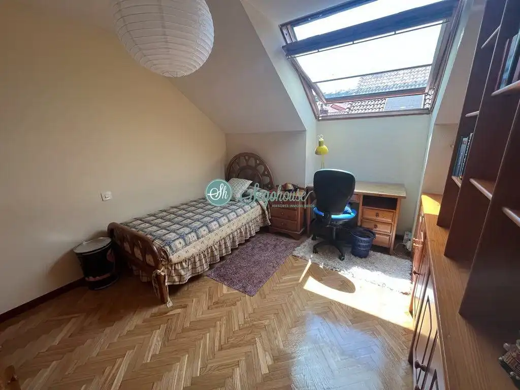 Bedroom of Flat for sale in Segovia  with Heating, Parquet flooring and Terrace