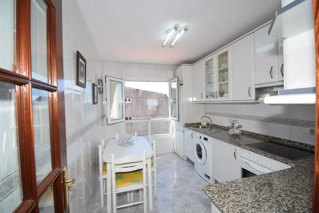 Cuina de Àtic en venda en Miño amb Calefacció i Terrassa