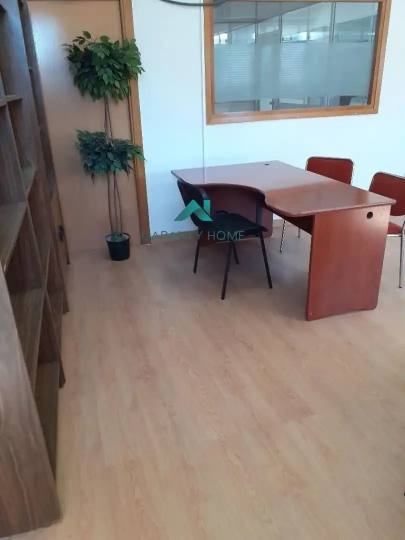 Büro zur Miete in Sur - PAU 4