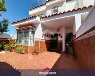 Casa adosada en venda a El Rocío - La Milagrosa