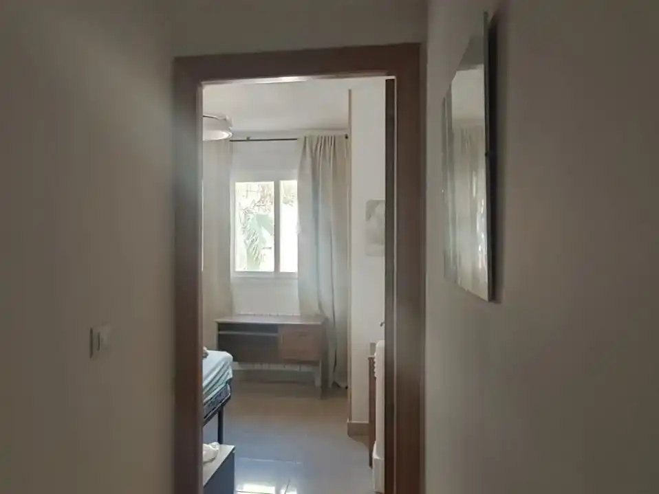 Wohnung zur Miete in Granada mit Klimaanlage, Schwimmbad und Möbliert