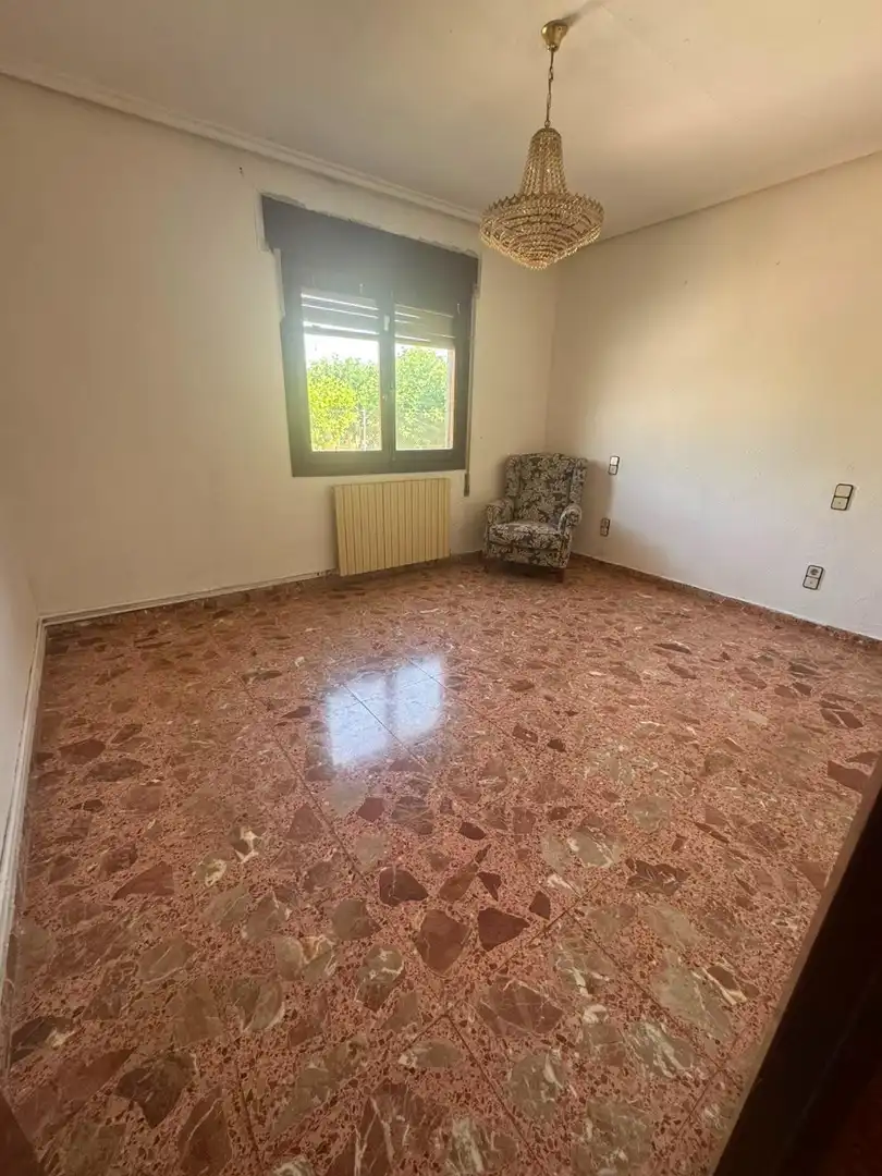 Habitación de Finca rústica en venta en Luceni con Aire acondicionado, Calefacción y Jardín privado