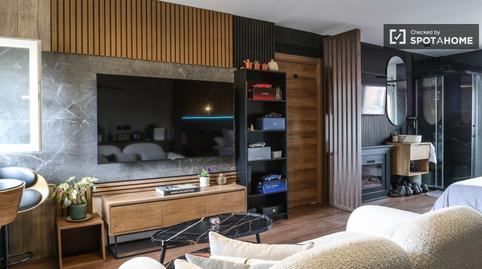 Foto 3 de Pis per a compartir a Lucero, Madrid