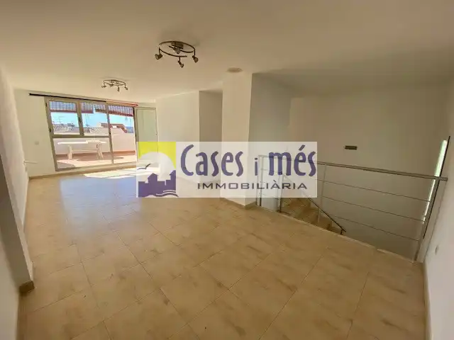 Ático de alquiler en Rafelbuñol / Rafelbunyol con Aire acondicionado, Terraza y Trastero