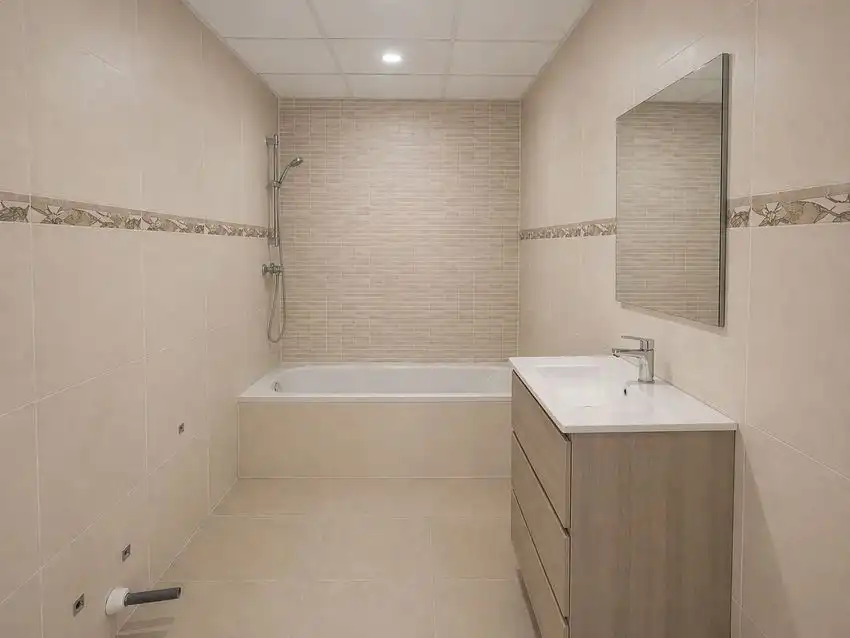 Baño de Apartamento en venta en Mont-roig del Camp con Piscina comunitaria