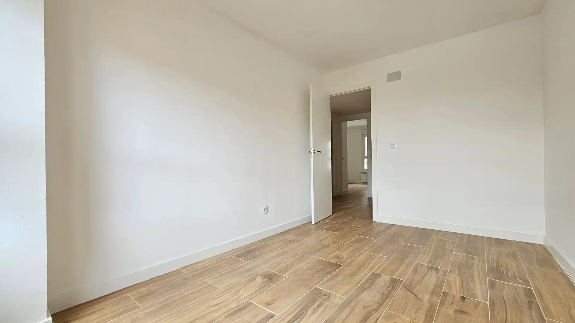 Bedroom of Flat for sale in Vitoria - Gasteiz  with Heating, Terrace and Storage room