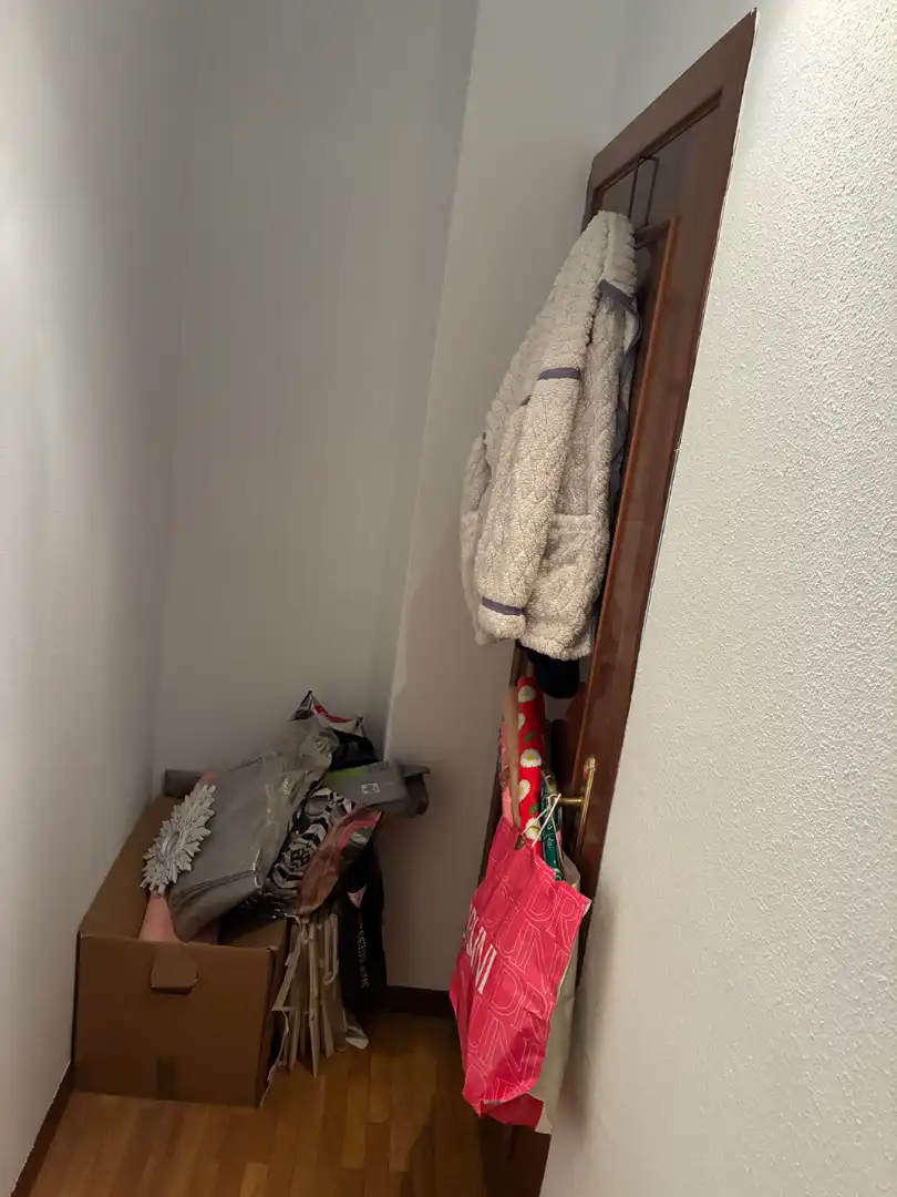 Habitación de Dúplex en venta en Velilla de San Antonio con Aire acondicionado, Calefacción y Parquet