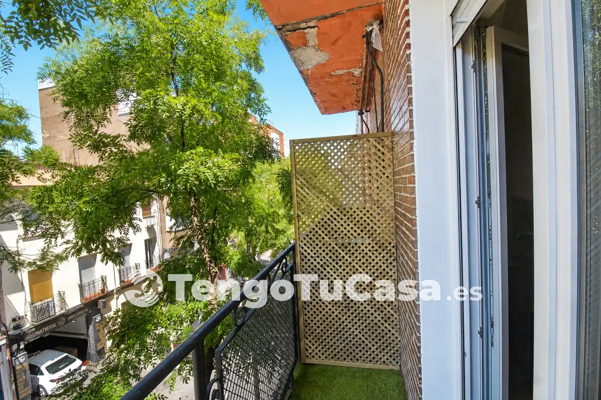 Balcony of Flat for sale in Madrid  with Air Conditioner, Heating and Parquet flooring