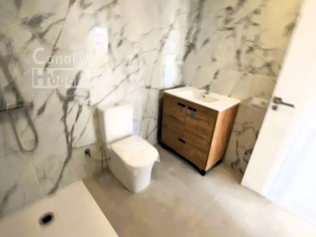 Bany de Apartament en venda en Adeje amb Balcó i Internet