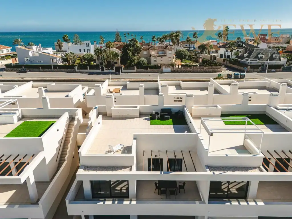 Apartament amb terrassa en venda a Playa del Acequión, Náufragos y Rocío del Mar
