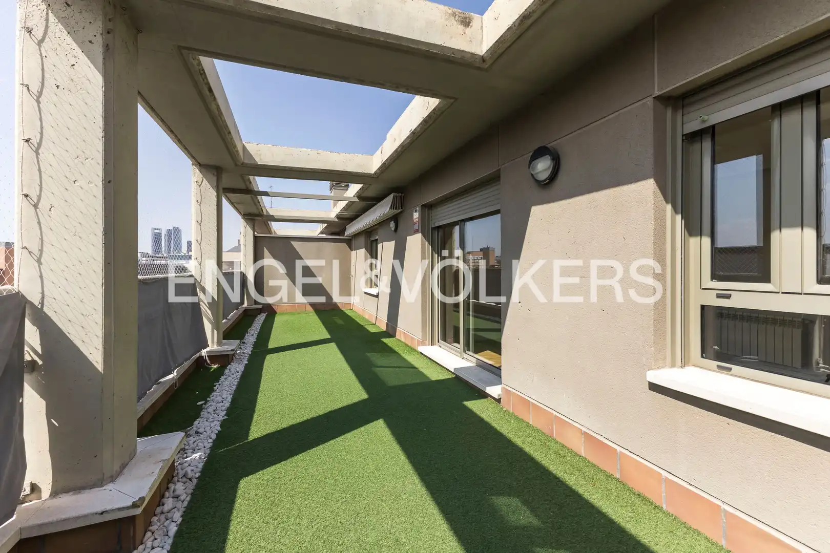 Terrasse von Dachboden zur Miete in Madrid mit Klimaanlage, Heizung und Parkett