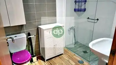 Bany de Pis en venda en Badajoz amb Parquet