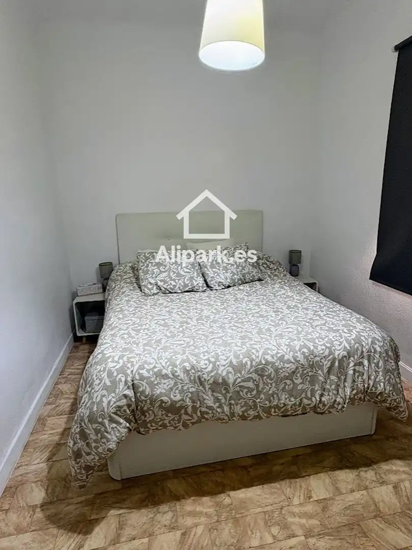 Habitación de Piso en venta en Elche / Elx con Terraza y Amueblado