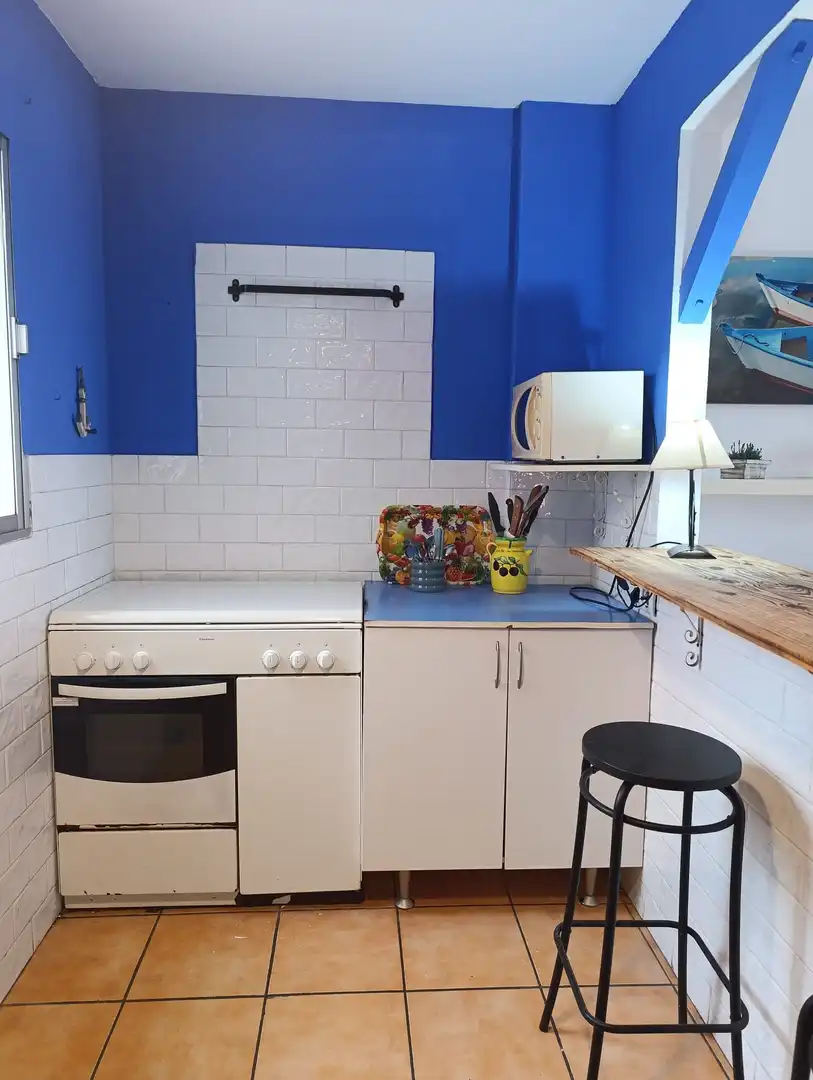 Cocina de Apartamento de alquiler en Puente Mayorga - Campamento