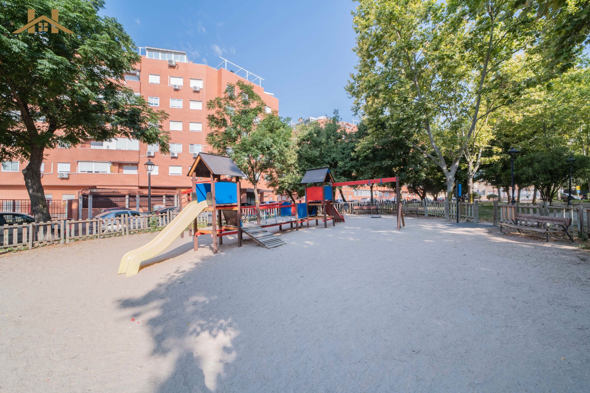 Exterior view of Flat for sale in Valdemoro  with Air Conditioner, Heating and Furnished