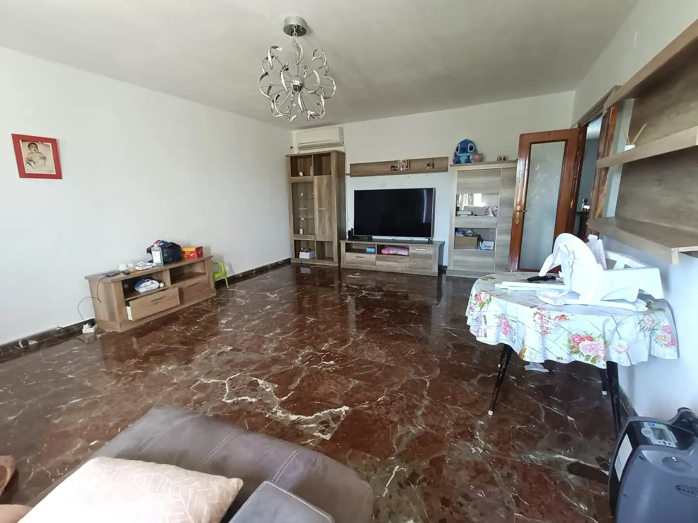 Sala de estar de Casa o chalet en venta en Fuente Vaqueros con Aire acondicionado, Jardín privado y Piscina