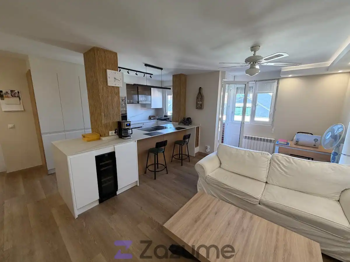 Cocina de Piso de alquiler en Castro-Urdiales con Calefacción, Parquet y Amueblado