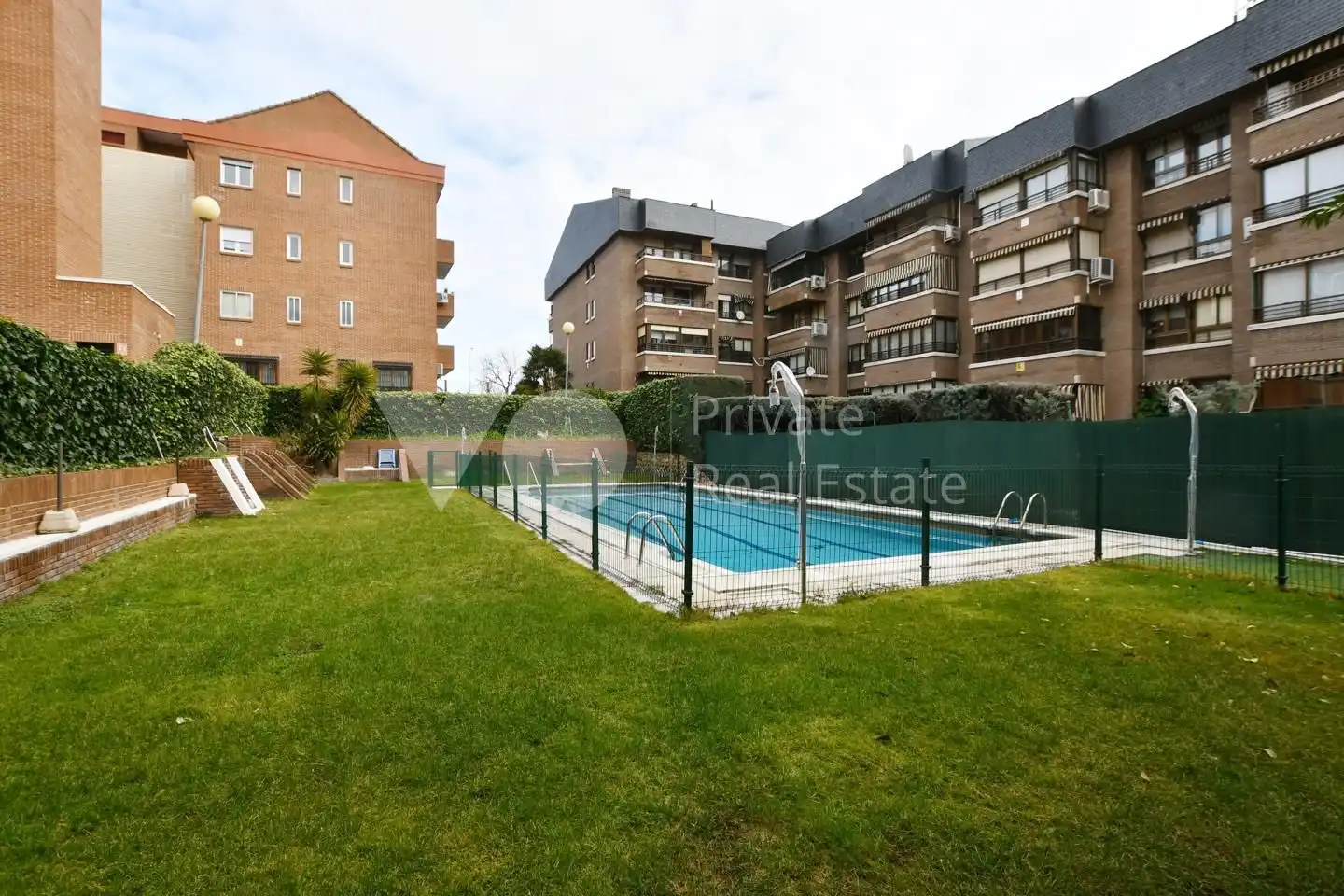 Piscina de Piso en venta en Las Rozas de Madrid con Aire acondicionado, Calefacción y Terraza