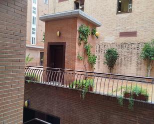Exterior view of Apartment to rent in  Sevilla Capital  with Air Conditioner