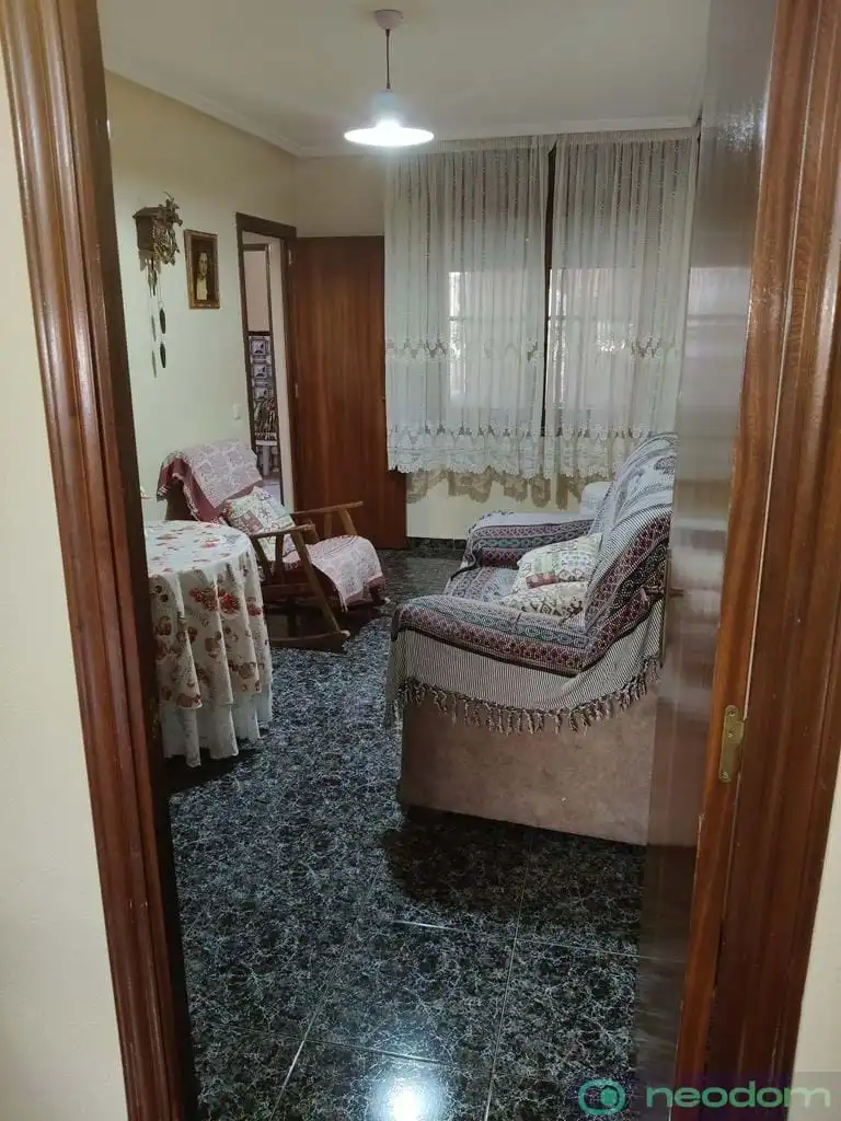 Sala d'estar de Casa adosada en venda en Jacarilla amb Terrassa