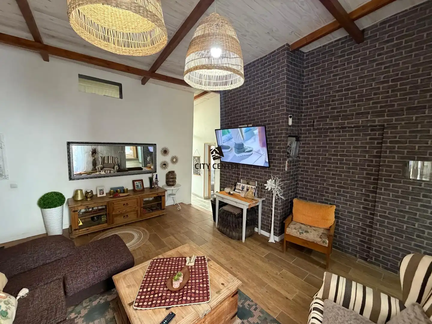 Sala d'estar de Casa o xalet en venda en Icod de los Vinos amb Jardí privat i Moblat
