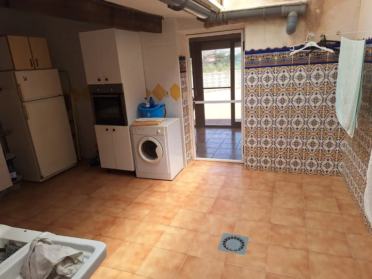 Cuina de Casa o xalet en venda en Alicante / Alacant amb Jardí privat, Terrassa i Traster