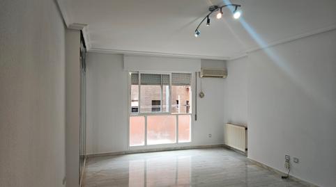 Foto 3 de Piso en venta en Calle de Valencia, La Avanzada - La Cueva, Fuenlabrada