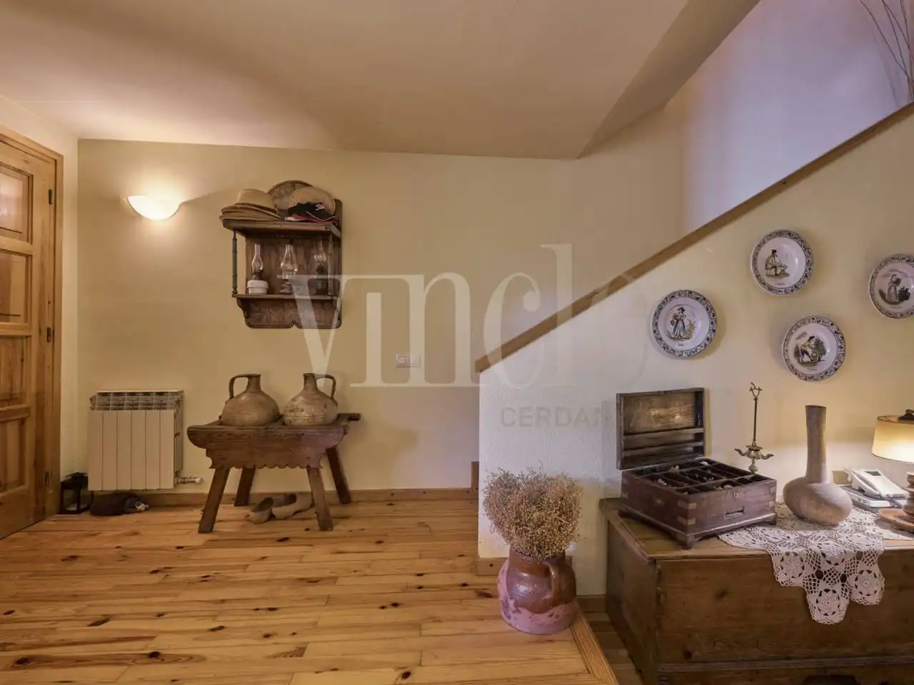 Sala d'estar de Casa adosada en venda en Bolvir amb Calefacció, Jardí privat i Parquet