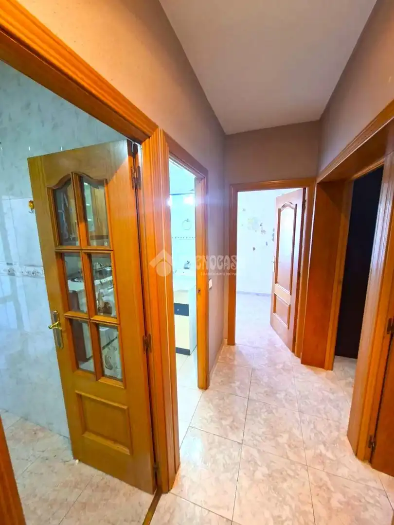 Flat for sale in Parla  with Air Conditioner, Heating and Terrace